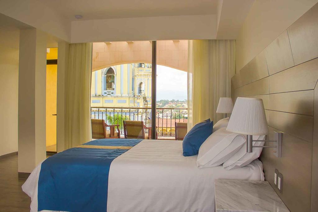 Córdoba Hotel Mansur Business & Leisure מראה חיצוני תמונה
